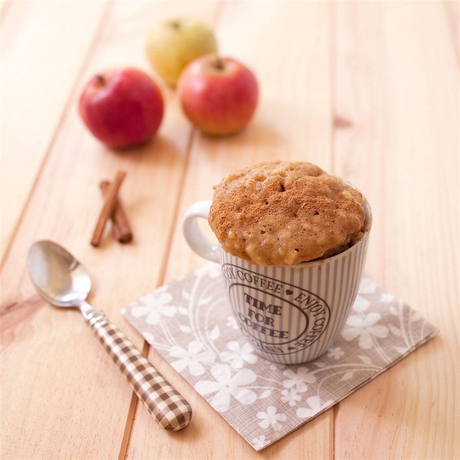 Postre saludable con fruta: Mugcake de manzana
