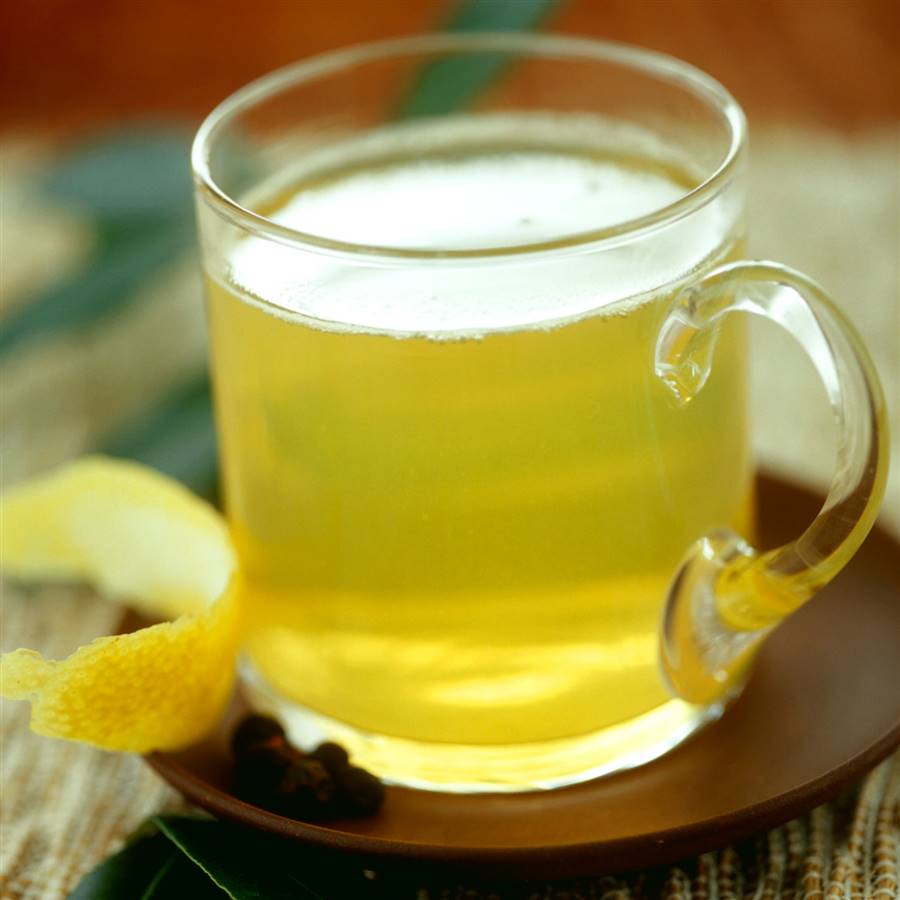 Infusión digestiva para la acidez con aroma a limón