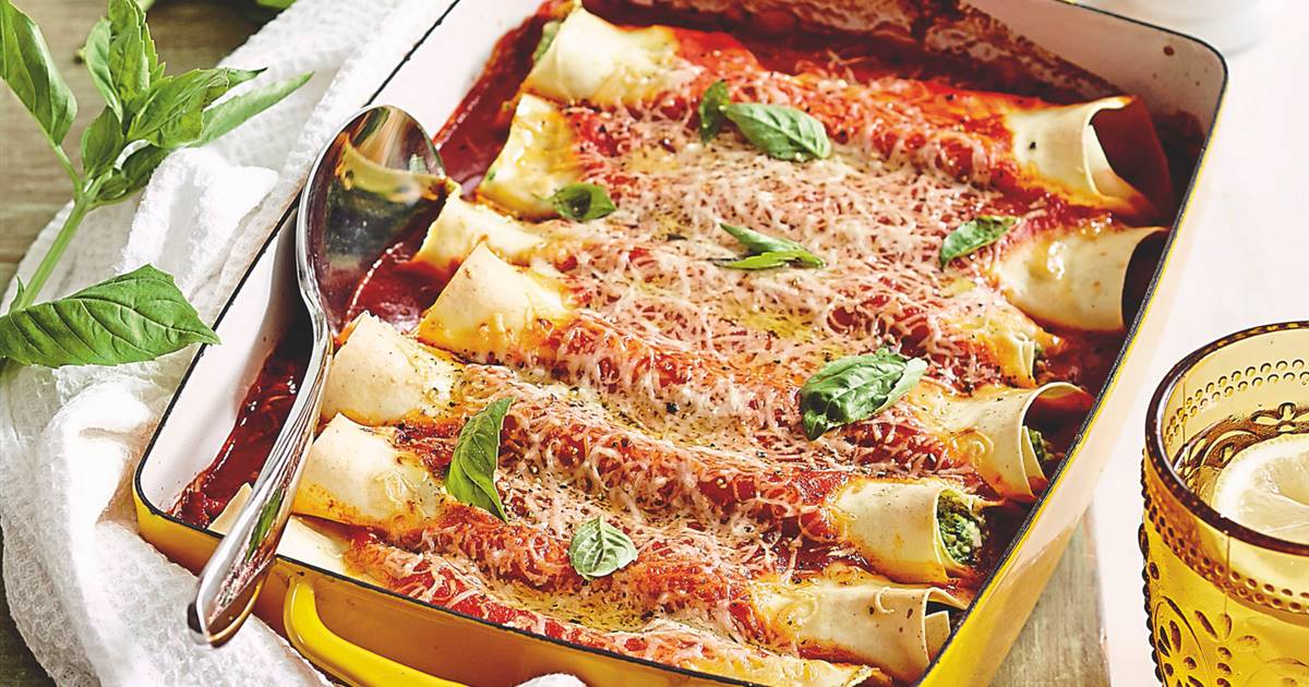 Ingredientes para la salsa de tomate de los canelones vegetarianos: