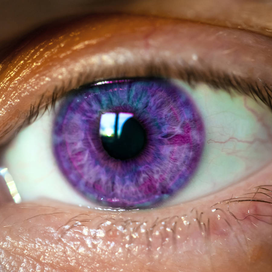 Síndrome de Alejandría: la verdad sobre el mito de los ojos violeta