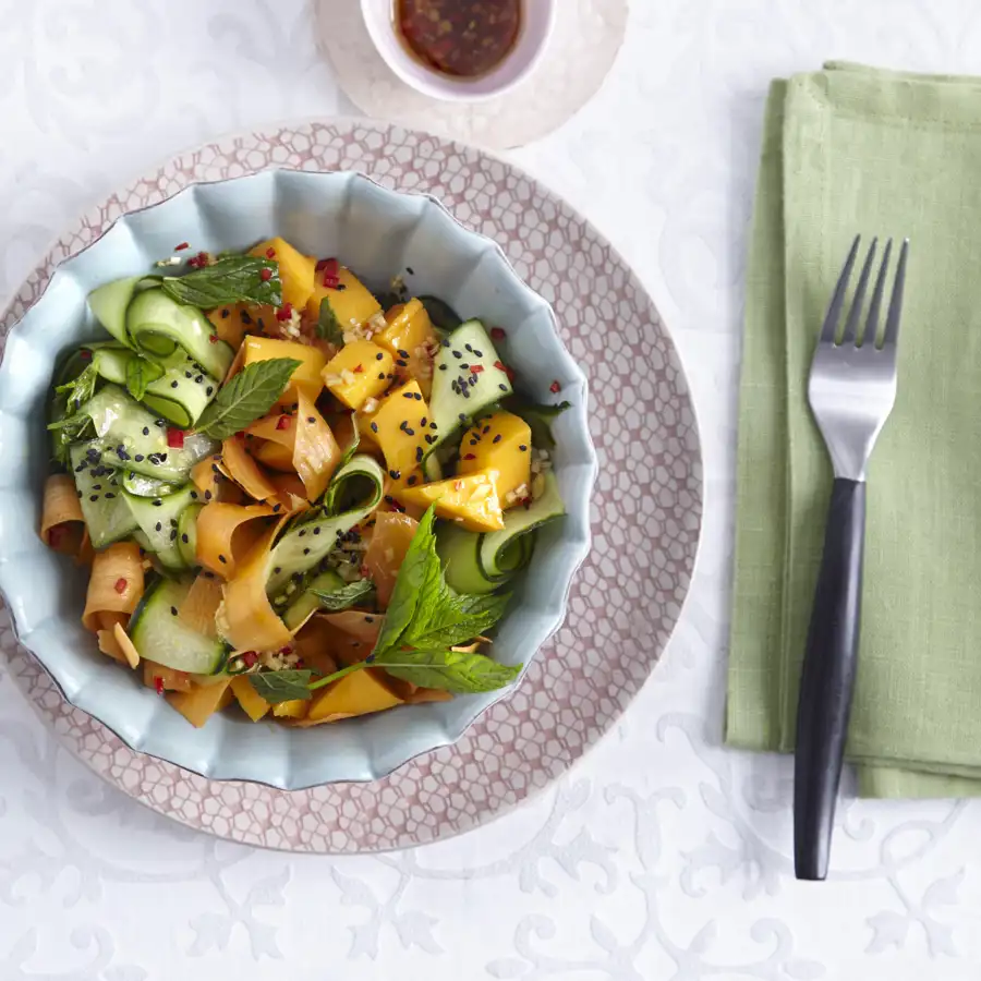 Ni lechuga ni tomate: la ensalada perfecta para tus cenas con solo 3 ingredientes muy ligeros