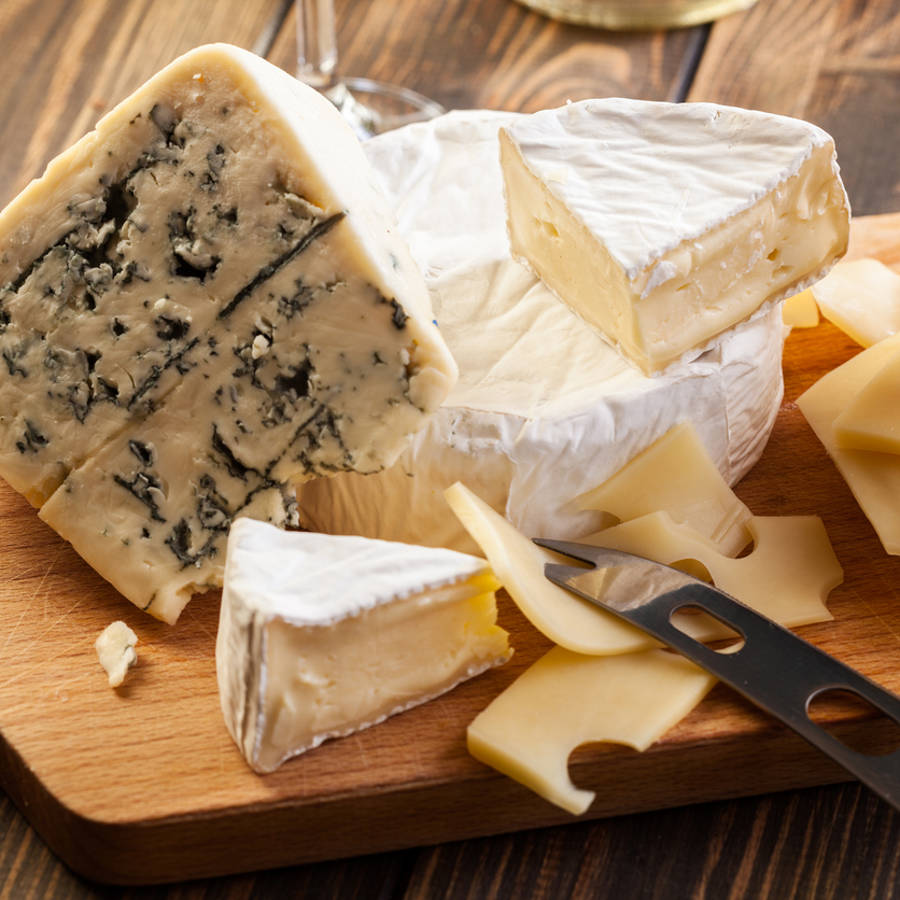 ¿Por qué tienes antojo de queso y cómo puedes evitarlo? 