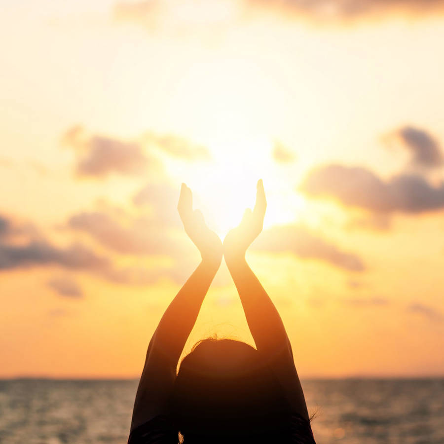 Meditación para el solsticio: conecta con la luz del verano y la alegría que hay en ti para brillar