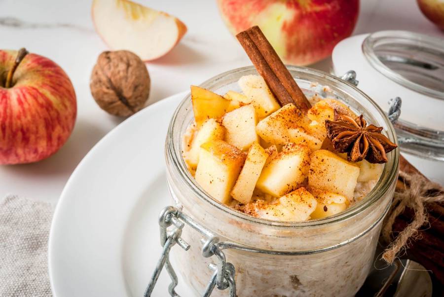 Porridge de avena con manzana y nueces