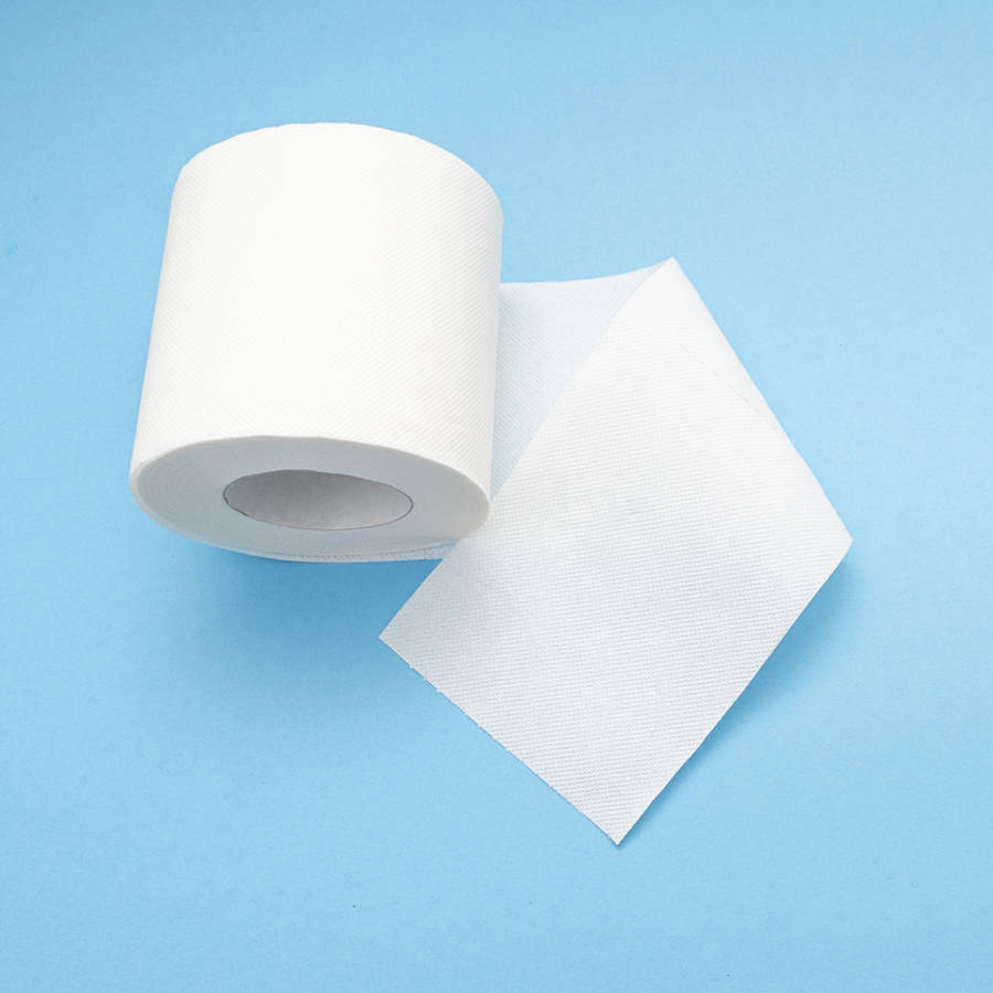 Poner un rollo de papel higiénico en el frigorífico: un gran truco para eliminar malos olores 