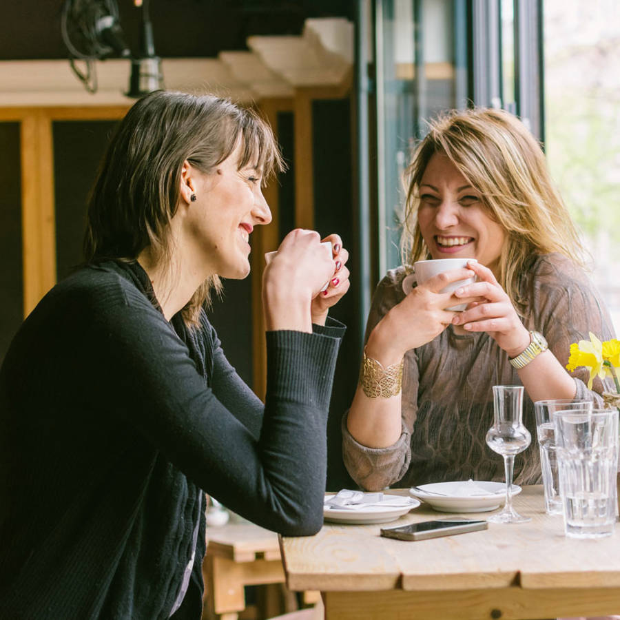 Las 3 reglas que las personas con inteligencia emocional siguen siempre al conversar con los demás 