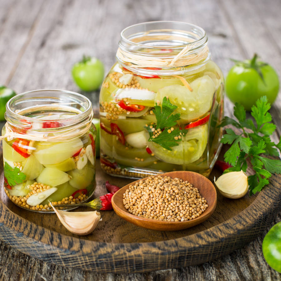 Tomates verdes de fin de temporada: prepáralos en conserva en lugar de tirarlos