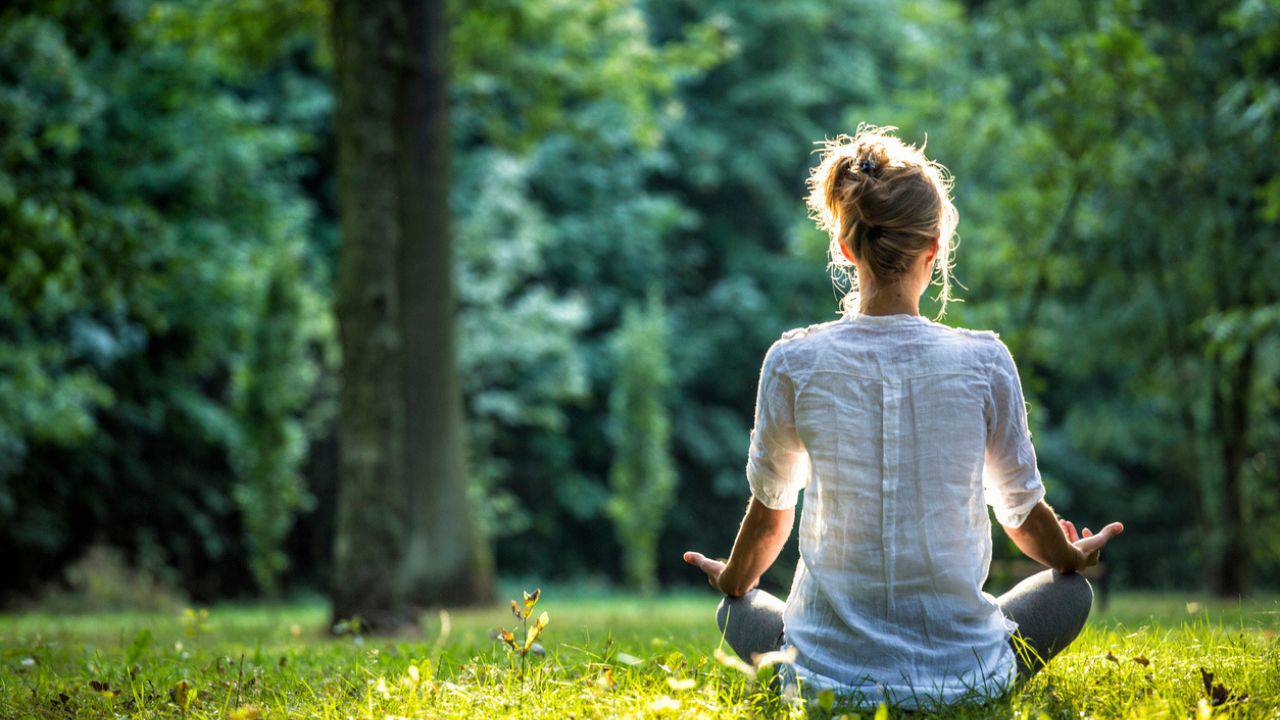 Ni en silencio, ni a oscuras, ni con los ojos cerrados: zentagle es la forma fácil de meditar mientras haces cosas