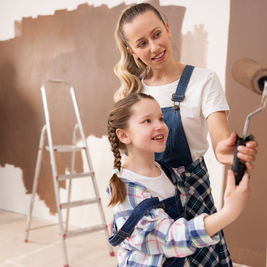 Qué es la pintura de arcilla y cómo puedes usarla en casa para darle un toque más natural