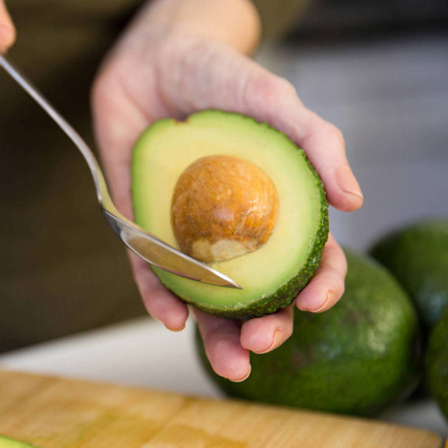 El truco para conservar una aguacate abierto más tiempo