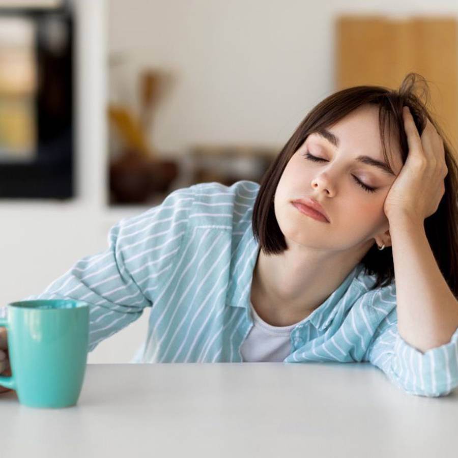 Por qué no deberías tomar café nada más levantarte y cómo aprovechar mejor la energía que da la cafeína