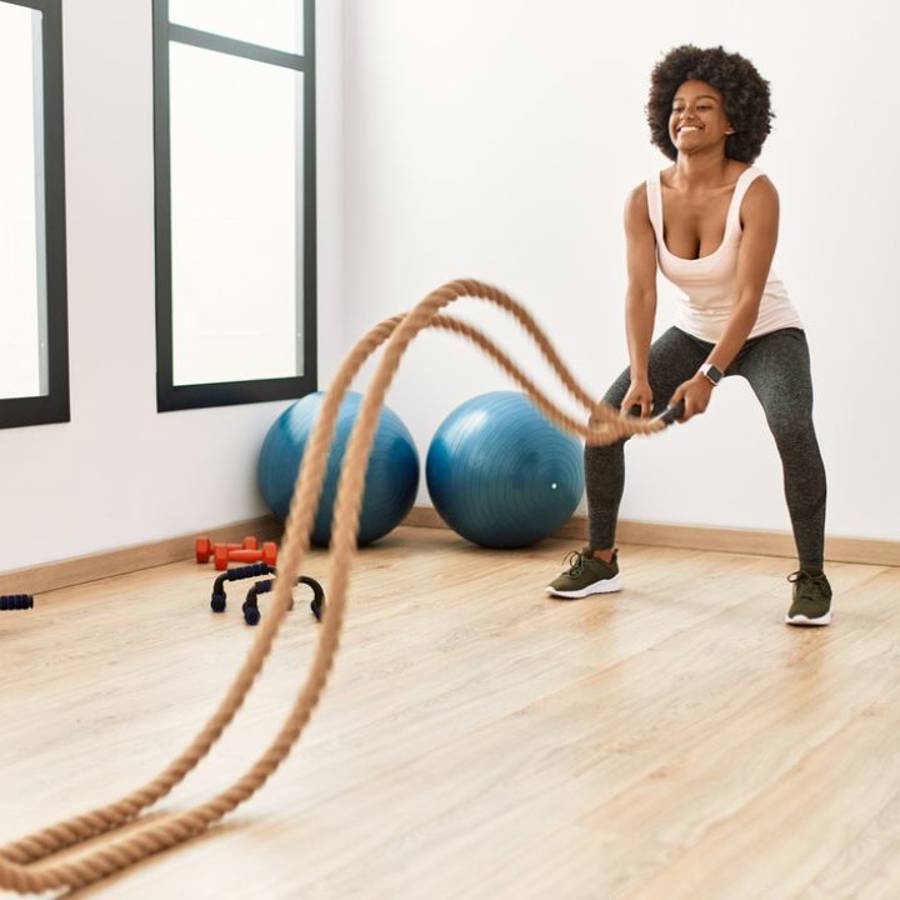 Battle rope: el ejercicio divertido con cuerdas que tonifica brazos y core en tiempo récord