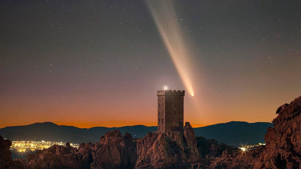 Las imágenes más impactantes  del 'cometa del siglo': así se ha dejado ver desde diferentes lugares del mundo