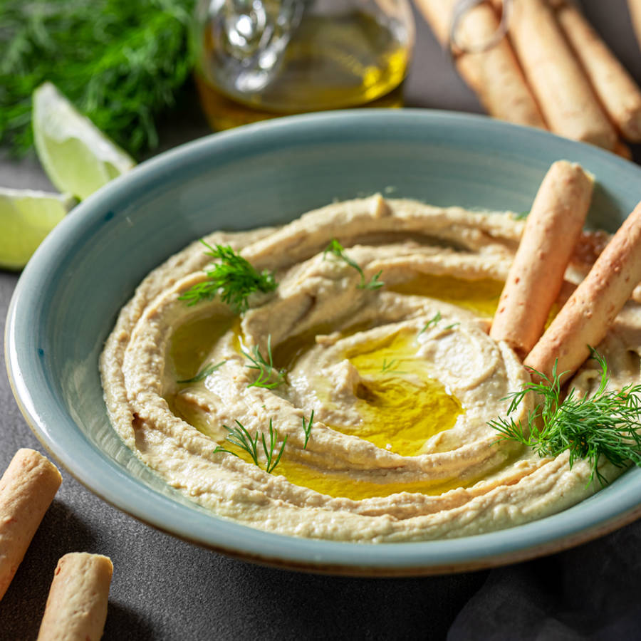 Hummus de lentejas con hierbas y aceitunas visto en el recetario de la Universidad de Harvard