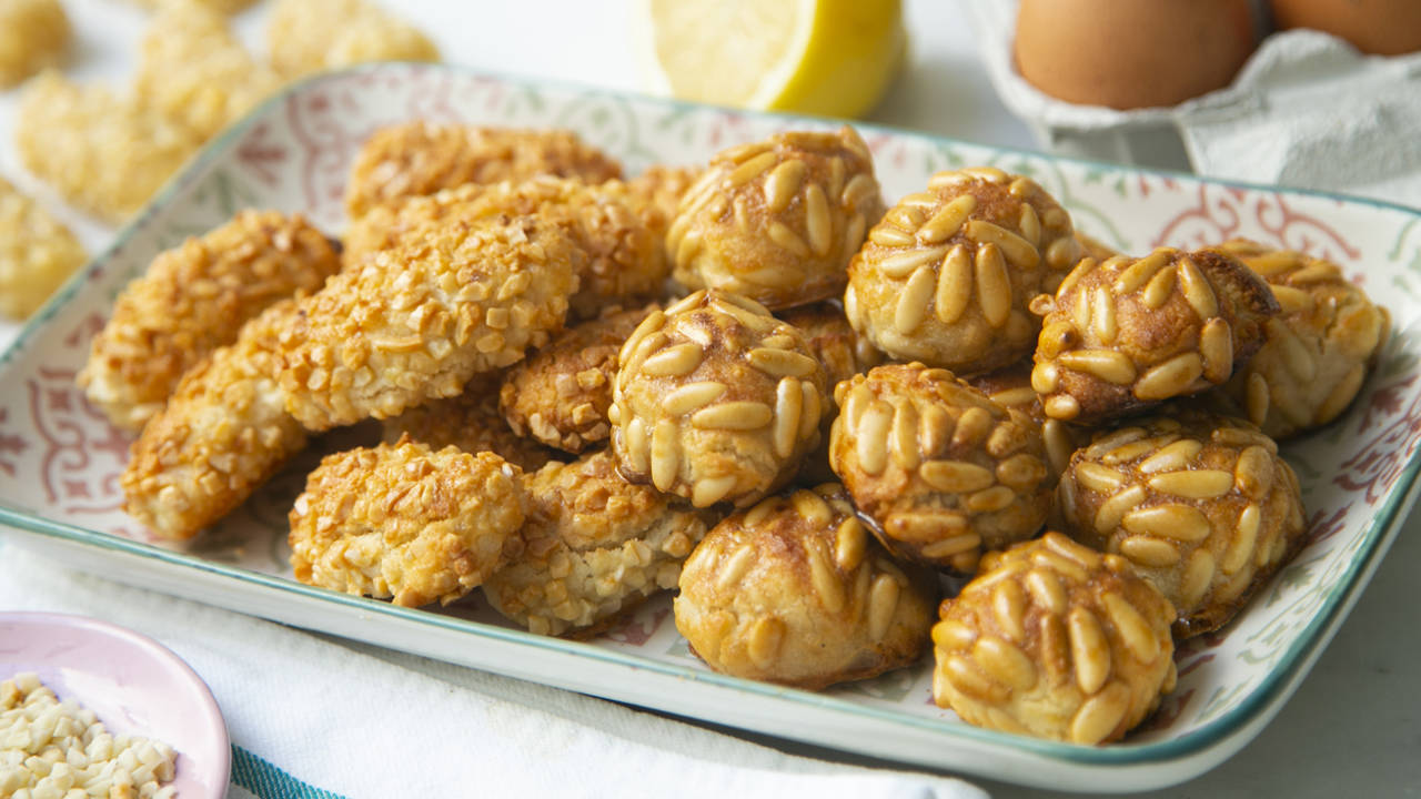 Panellets