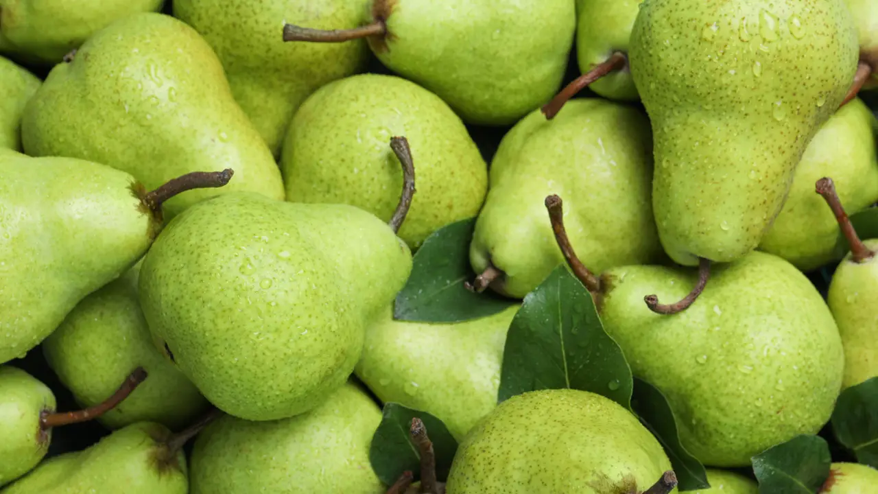 El truco fácil de un famoso frutero para saber si una pera está buena o mala por dentro