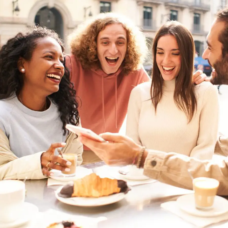 Qué es eso del “tercer lugar” y por qué tenemos que encontrar el nuestro para ser feliz según la psicología