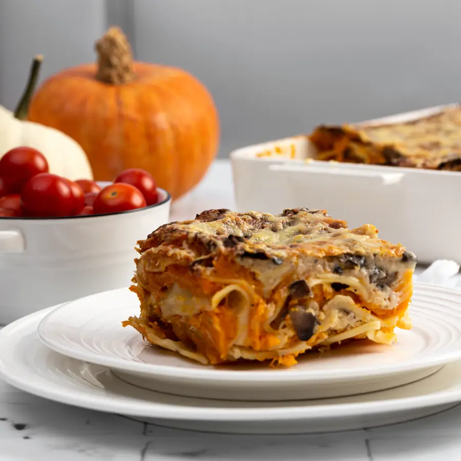 Lasaña de calabaza y setas, la receta italiana que siempre triunfa (también en Navidad)