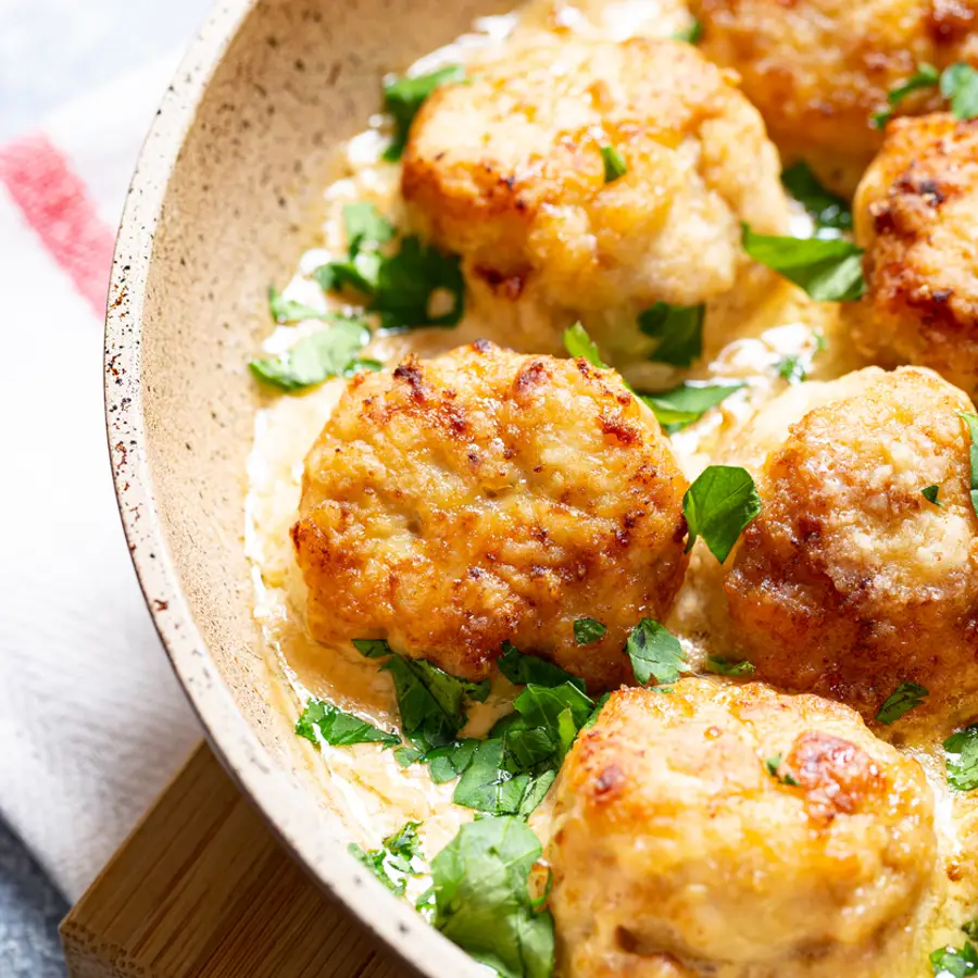 Albóndigas de merluza y langostinos: la receta fácil para triunfar en fiestas