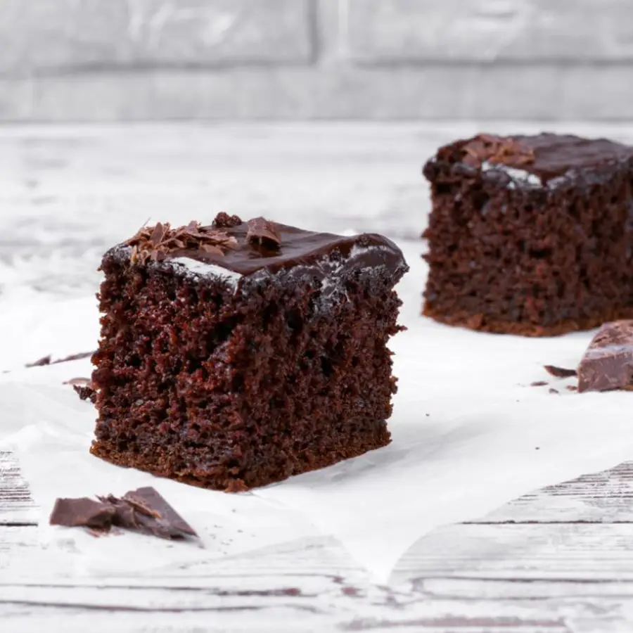 El bizcocho de chocolate sin harinas, alto en proteínas y bajo en calorías: un postre fácil y sano para comer sin remordimientos