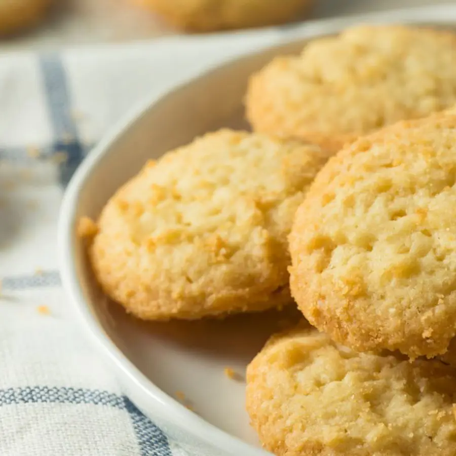 Galletas de coco y limón sin harinas ni azúcar: el capricho que sí puedes permitirte después de Navidad