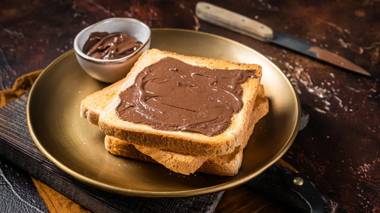 Rebanadas con crema de cacao