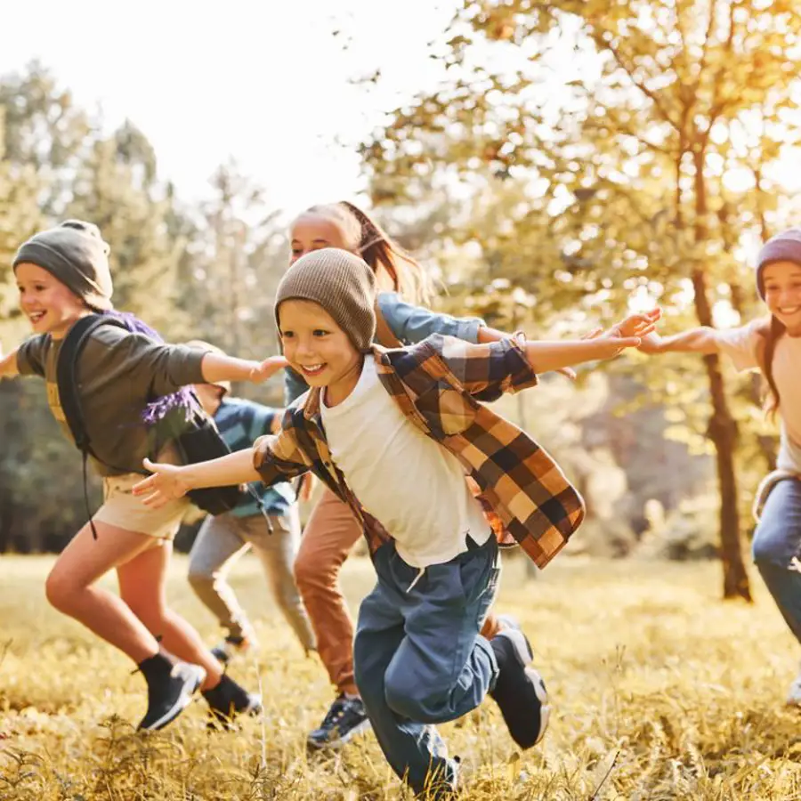 6 movimientos que hacías de niño y no sabías para qué según Gabriel Roar, experto en comunicación corporal: "Resetean el sistema nervioso"