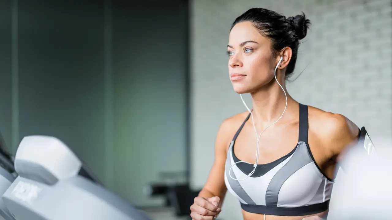 Walking pad: la forma fácil para hacer cardio en casa sin ir al gimnasio ni salir a correr