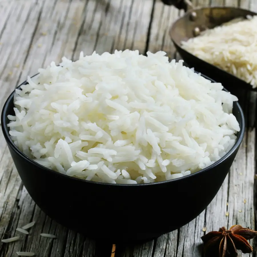 Los 5 trucos fáciles de cocinero para que el arroz blanco quede suelto y en su punto