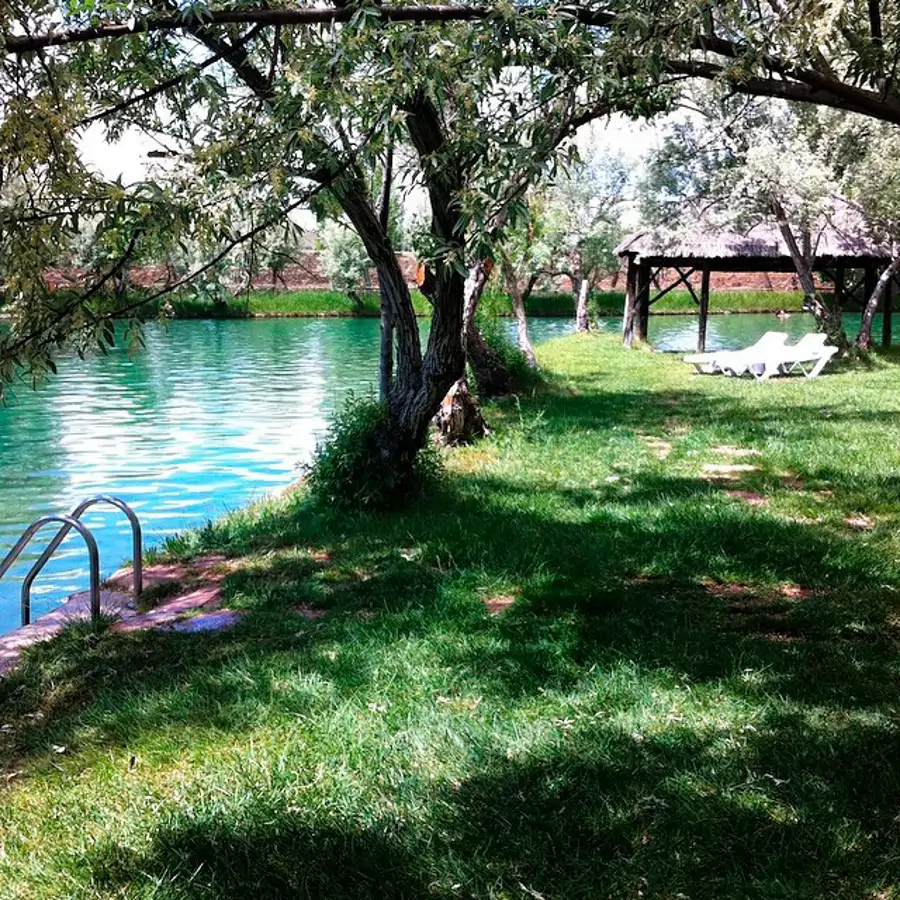 Lago termal de Alhama de Aragón