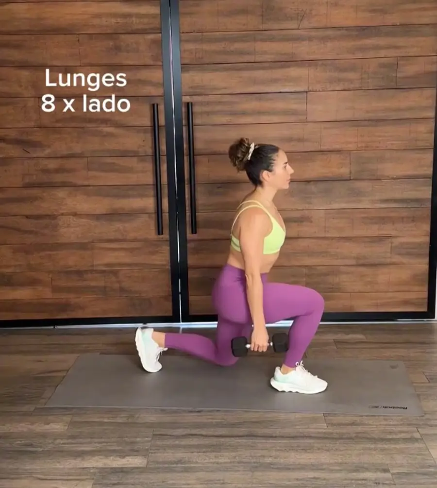 lunge zancada con pesas