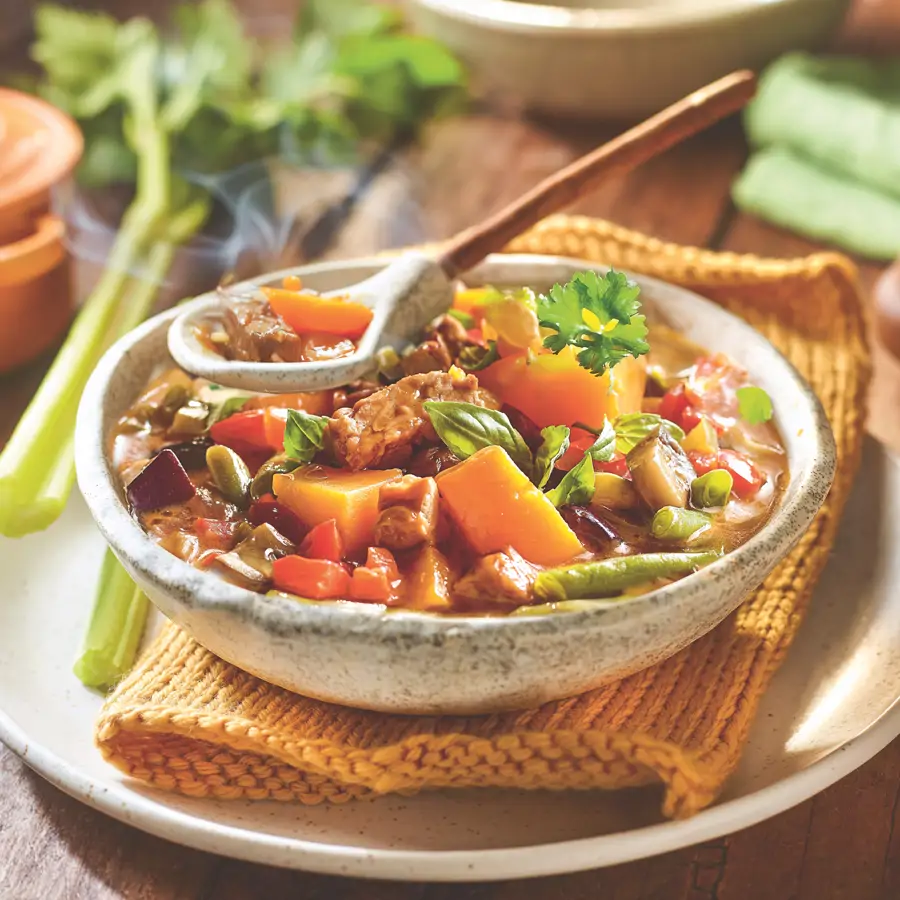 Curry de calabaza y berenjenas con leche de coco: el guiso fácil, ligero y rico en proteínas vegetales que está buenísimo