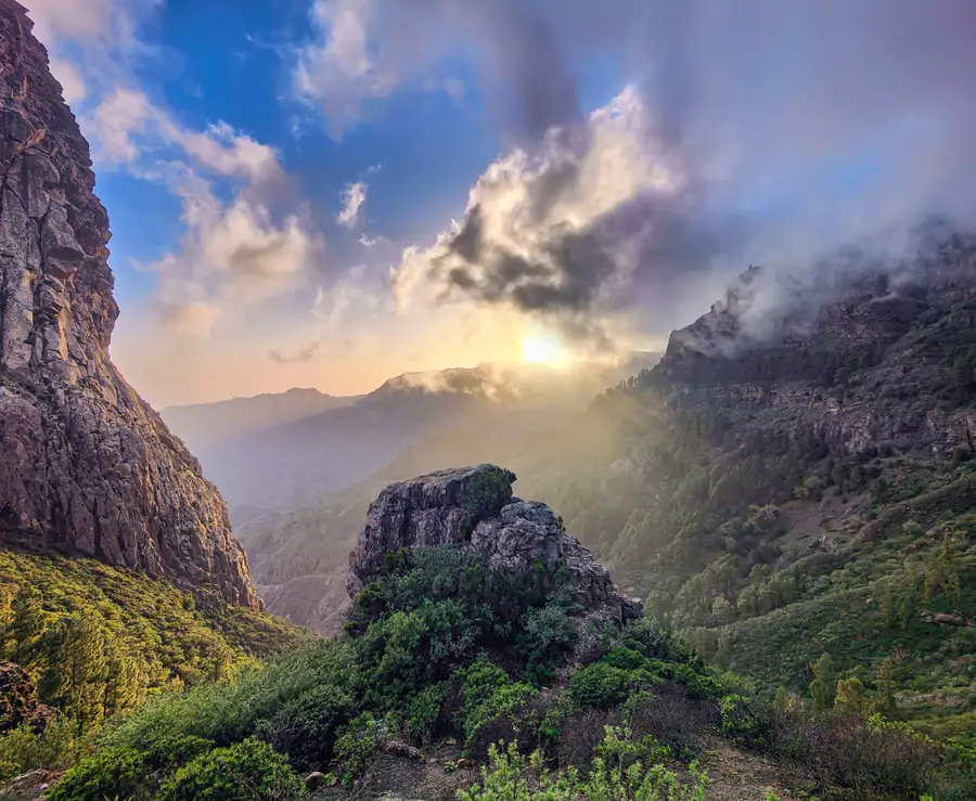 Roque Agando, en el Parque Nacional de Garajonay, la Gomera