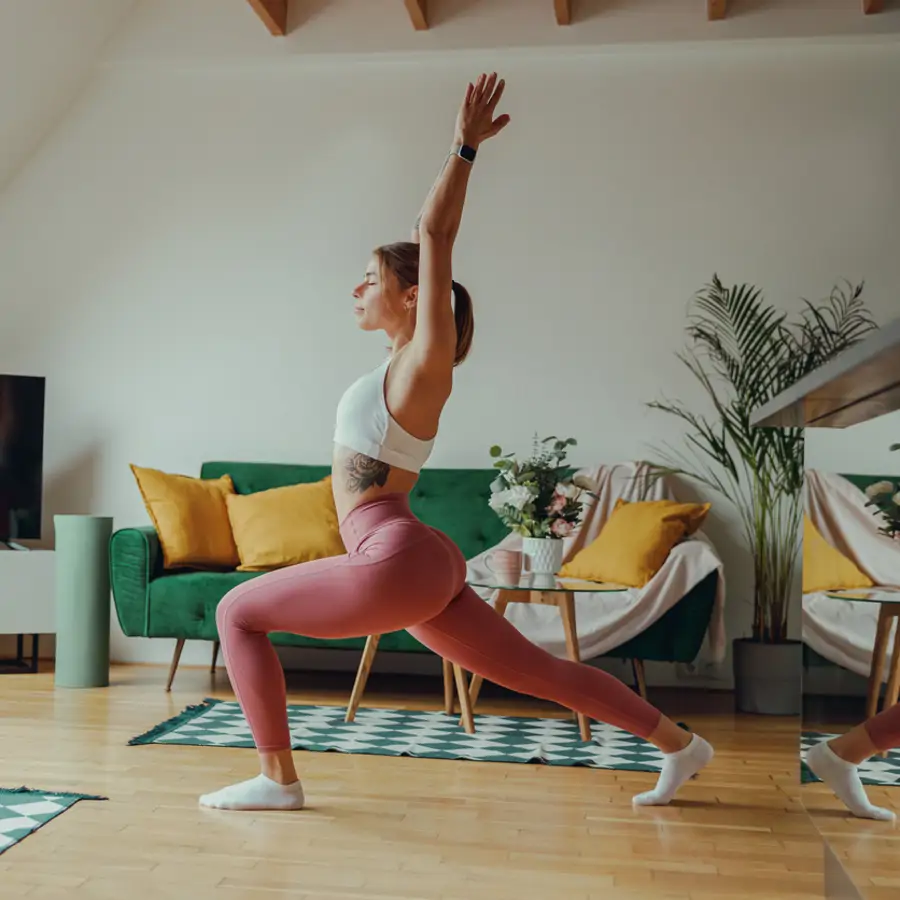 Pilates de pie: la rutina rápida de cuatro ejercicios y sin material de una entrenadora para cuando no tienes tiempo de ir al gimnasio