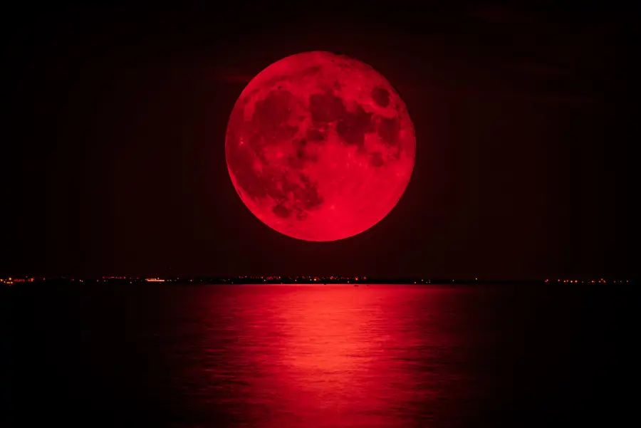 Luna de sangre o luna roja