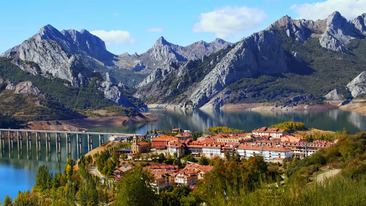 Riaño embalse 