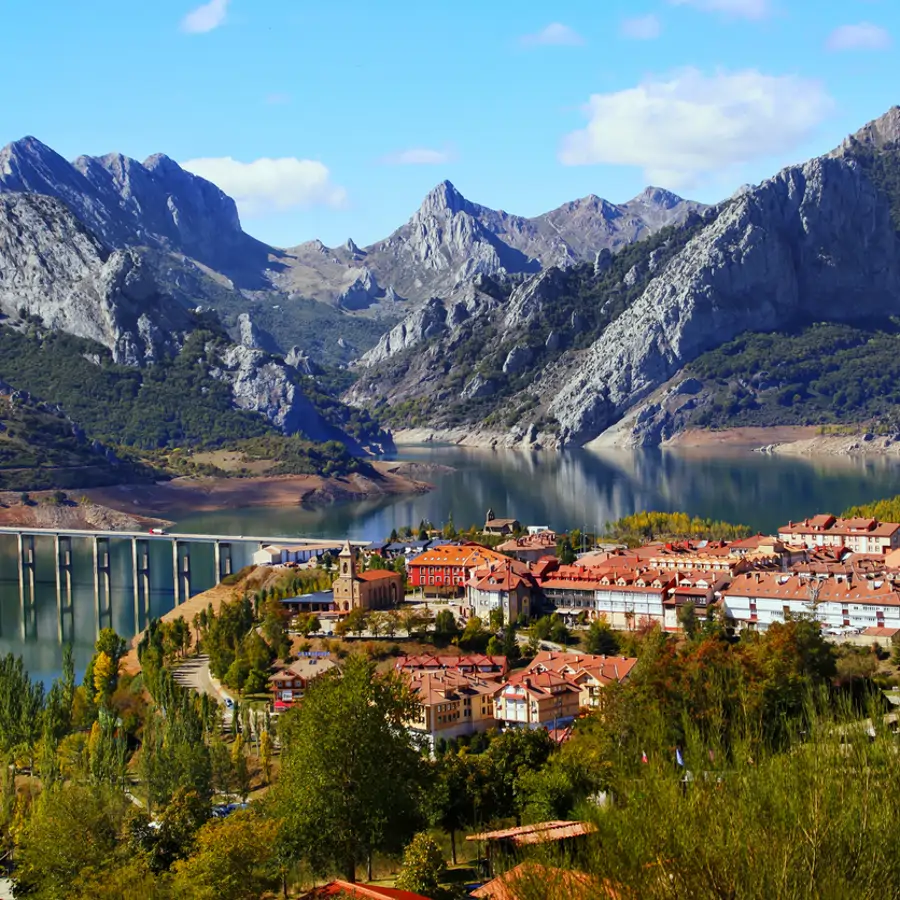 Ni Noruega ni Finlandia: los fiordos españoles donde la vista se pierde y el corazón se llena