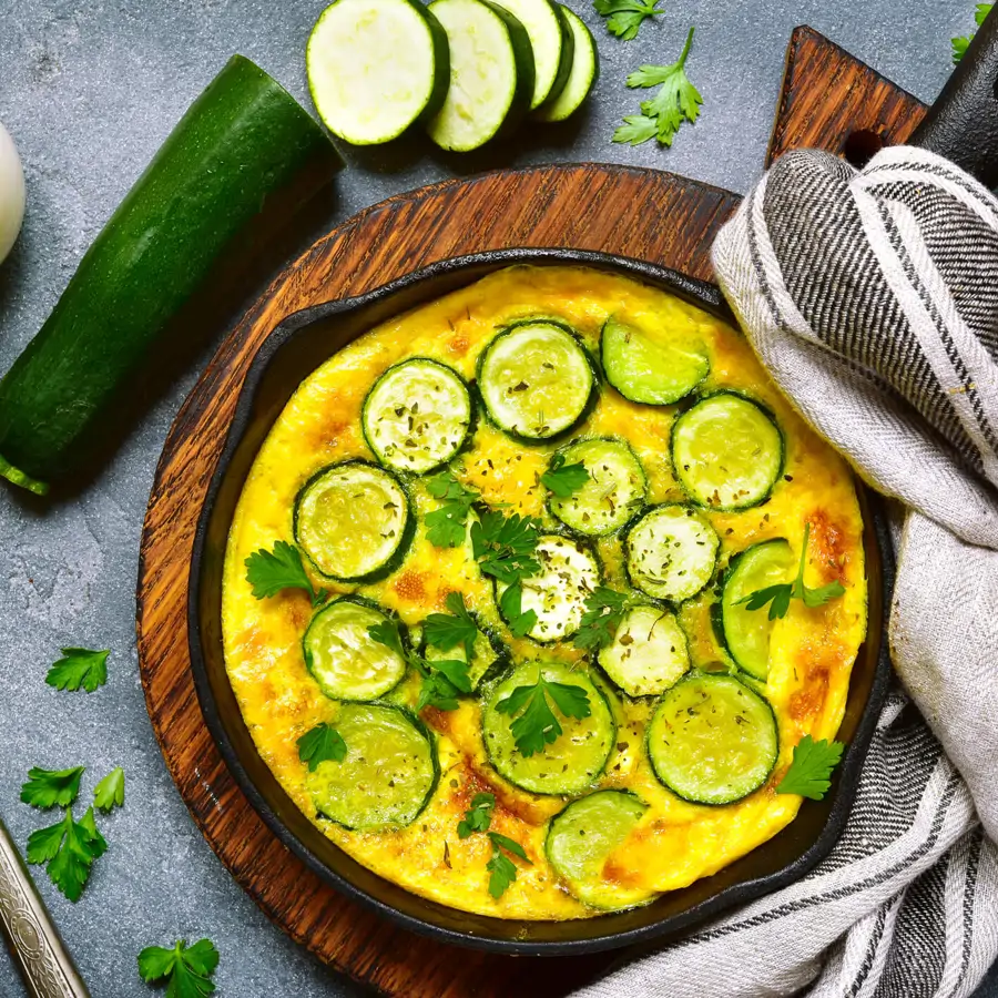Tres ideas de tortillas diferentes para una cena proteica y ligera para chuparse los dedos