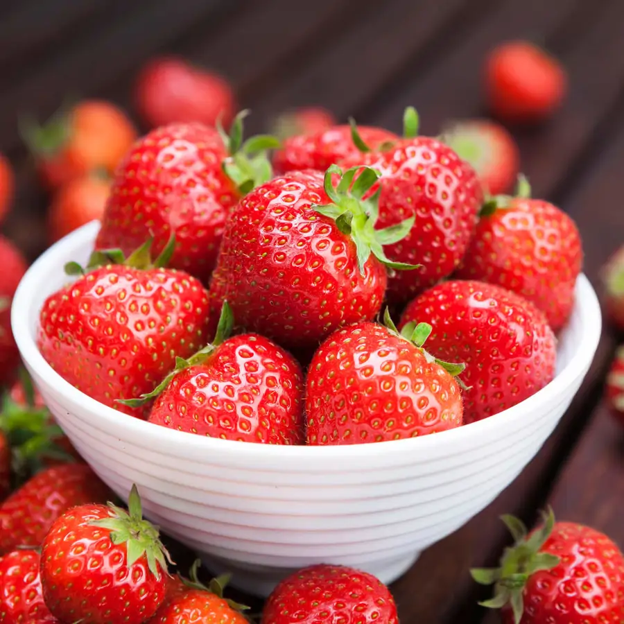 El truco del vinagre para que las fresas estén muy dulces sin añadir ni azúcar ni zumo de naranja