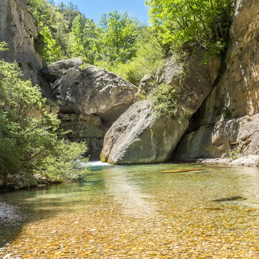 Descubre la ruta del silencio: un viaje al corazón del Maestrazgo por paisajes donde el tiempo se detiene