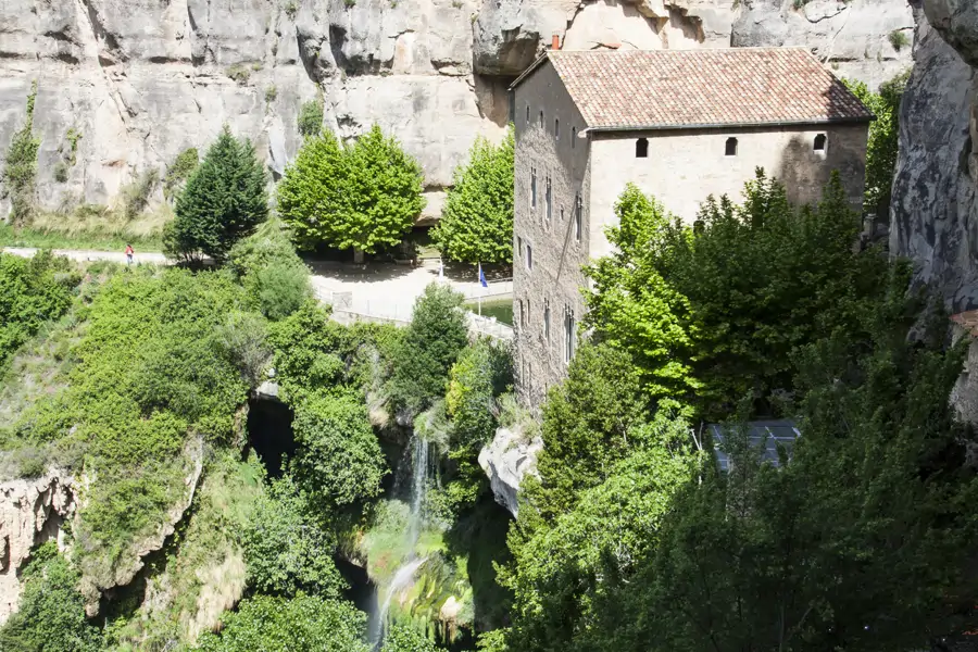 Casa Prioral de Sant Miquel del Fai