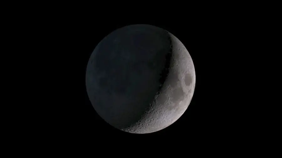 Fase lunar del viernes 2 de mayo de 2025: luna nueva visible o fase creciente