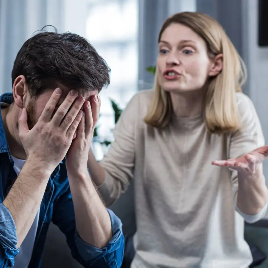 Qué significa que una persona te eche en cara siempre lo que ha hecho por ti cuando discutís según la psicología