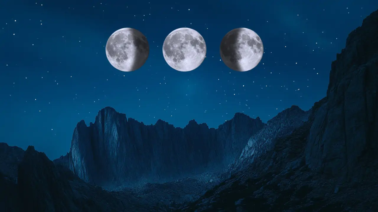 Moon_Sunday_1