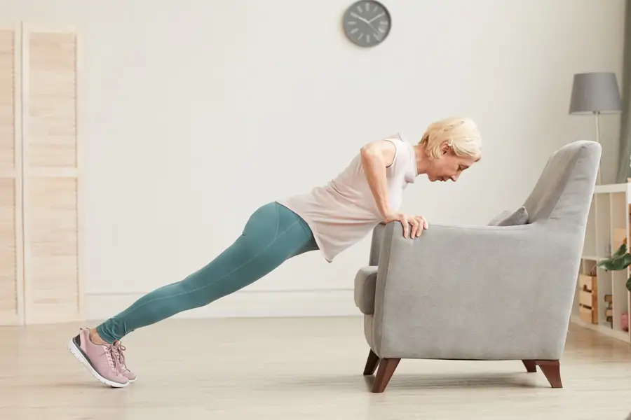 flexiones en sofá