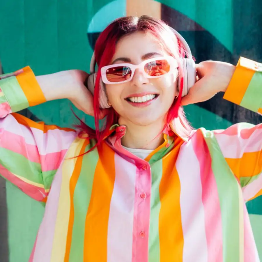 Los colores de ropa que prefieren las personas falsas e hipócritas según el análisis de la psicología