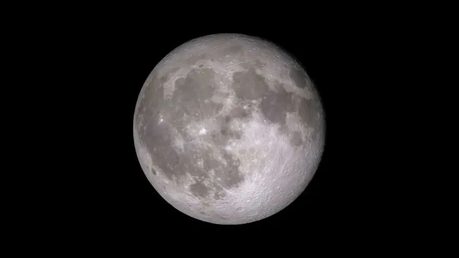 Fase lunar del 13 de mayo de 2025: gibosa menguante