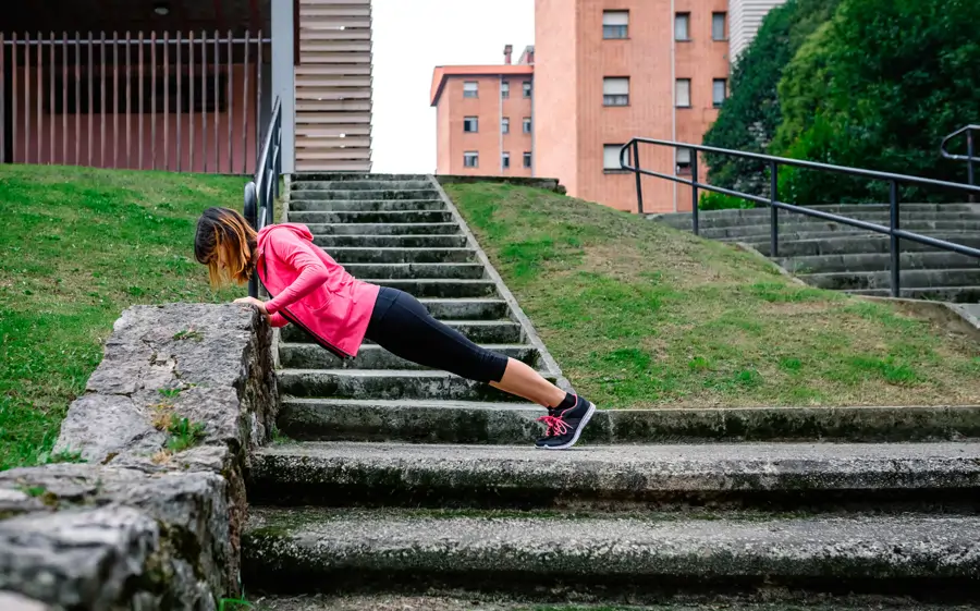 flexiones de triceps inclinadas  2