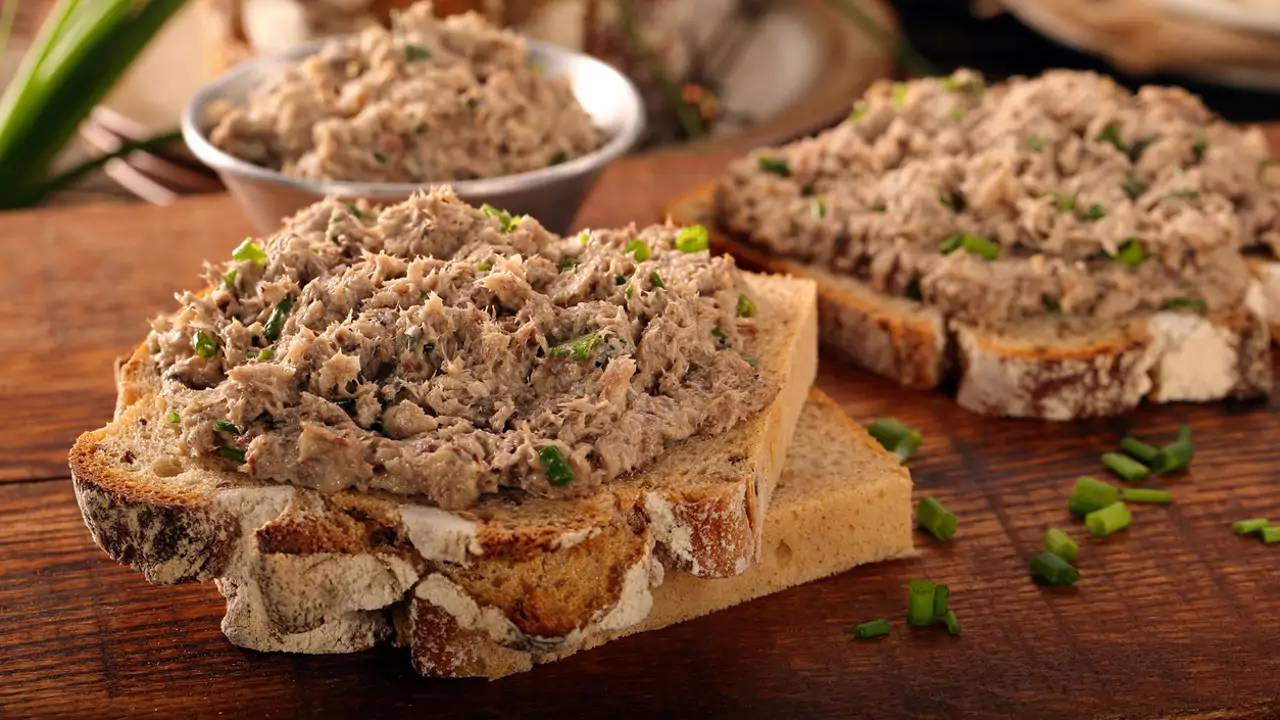 Pan con atún