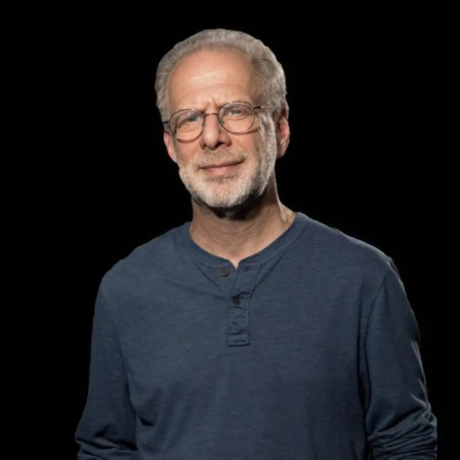 Daniel Lieberman, profesor de Harvard y experto en ejercicio: "Es un mito que haya que tomarse con calma el ejercicio a partir de los 65"